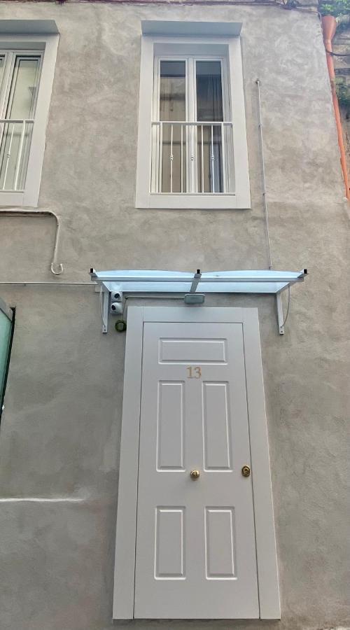 B&B Carme Наполи Екстериор снимка