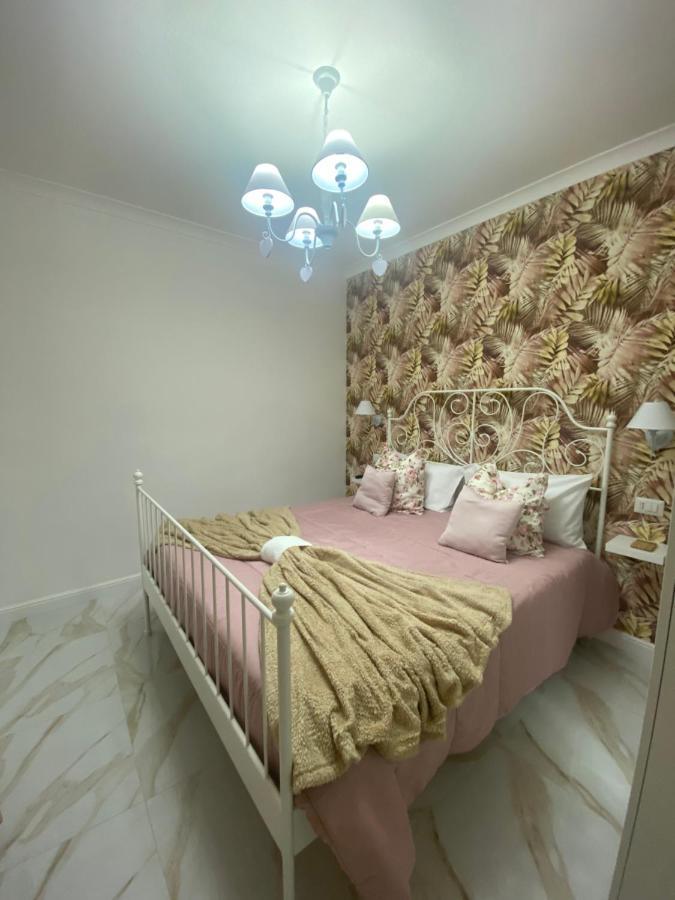 B&B Carme Наполи Екстериор снимка