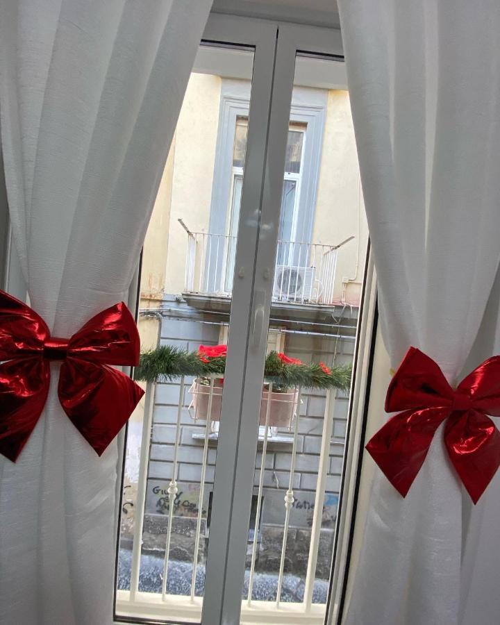 B&B Carme Наполи Екстериор снимка